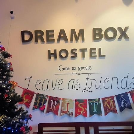 Dream Box Hostel Вунгтау Екстер'єр фото