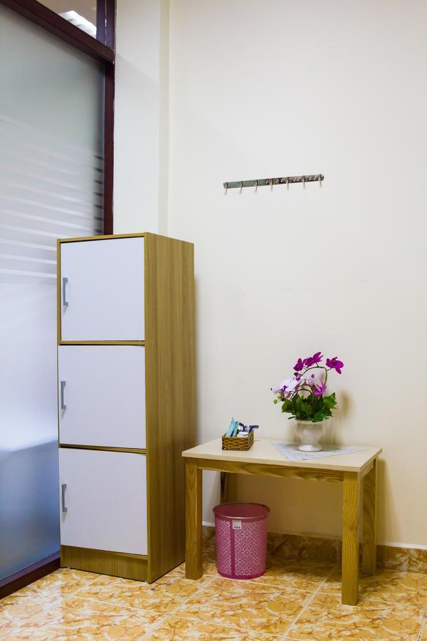 Dream Box Hostel Вунгтау Екстер'єр фото